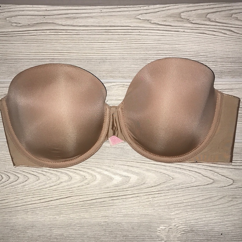 Victoria’s Secret Strapless Nude Bra